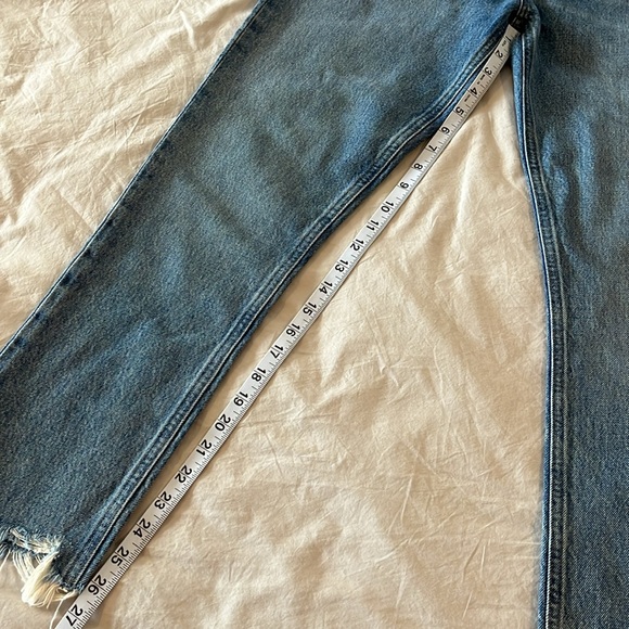 Agolde Riley High Rise Crop Jean - Picture 9 of 10